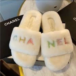 CHANEL Character Logo Slides